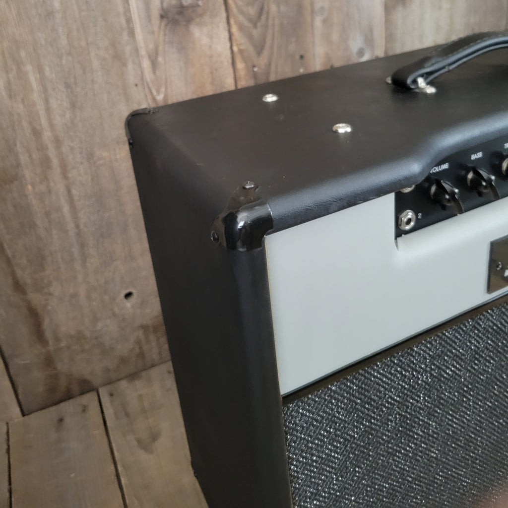 Sampson Signed and Labeled (Matchless) DC 30 2X12 Amplifier 1996 #1 of –  Mahar's Vintage Guitars