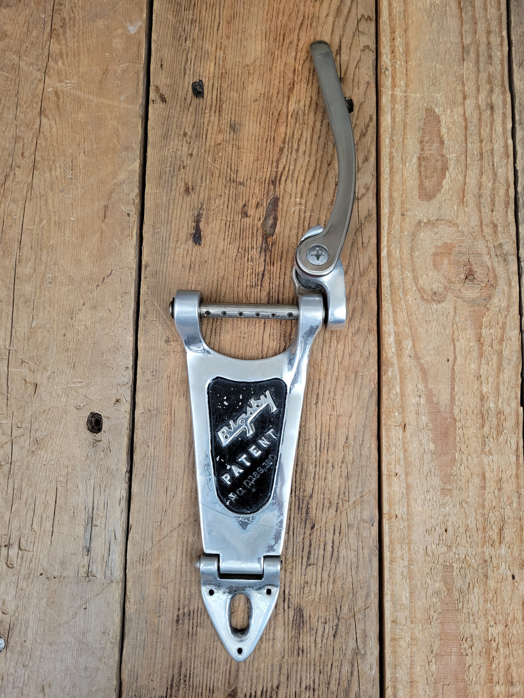 Bigsby ビグスビー gretsch グレッチ Vカット B6 ゴールド ワイヤー