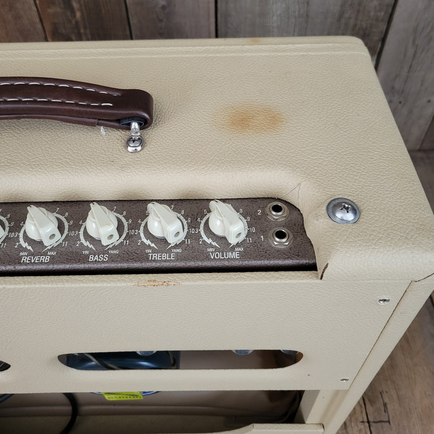 SOLD - Victoria Regal II 2008 Handwired Tube Amp 2008