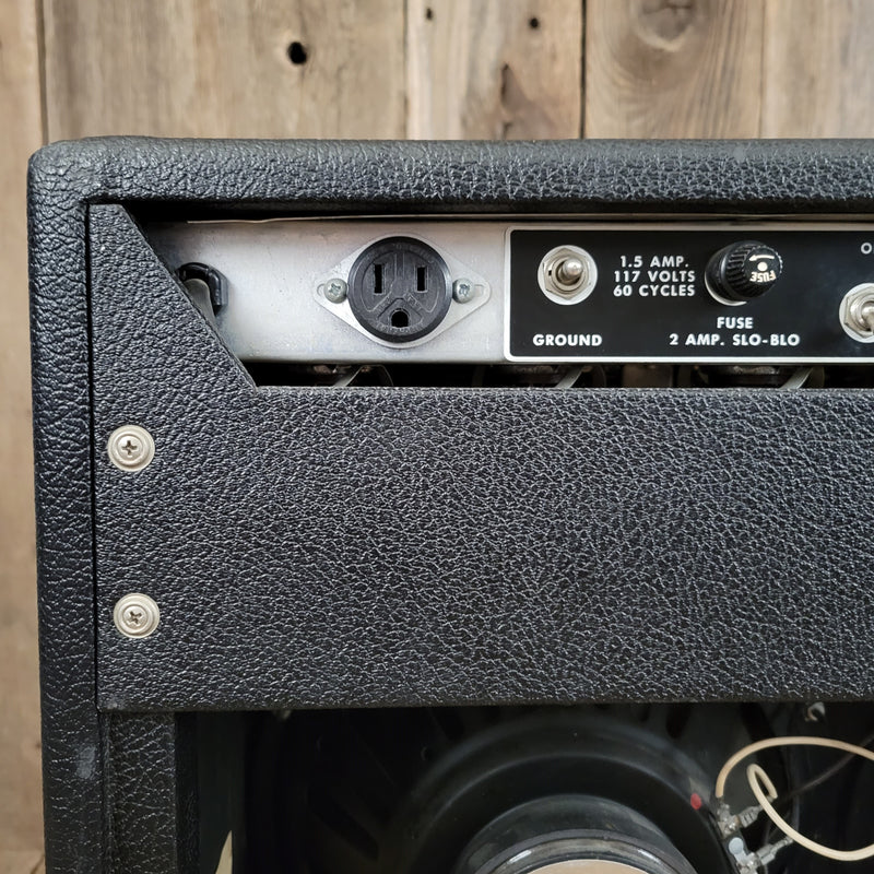 SOLD - Fender Pro Reverb 2x12 1975 vintage tube guitar amp