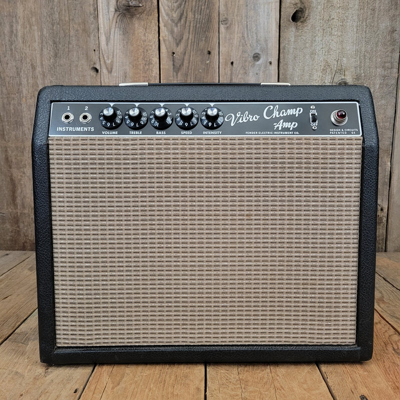 SOLD - Fender Vibro Champ 1964 FEIC Pre CBS Vintage Guitar Amp