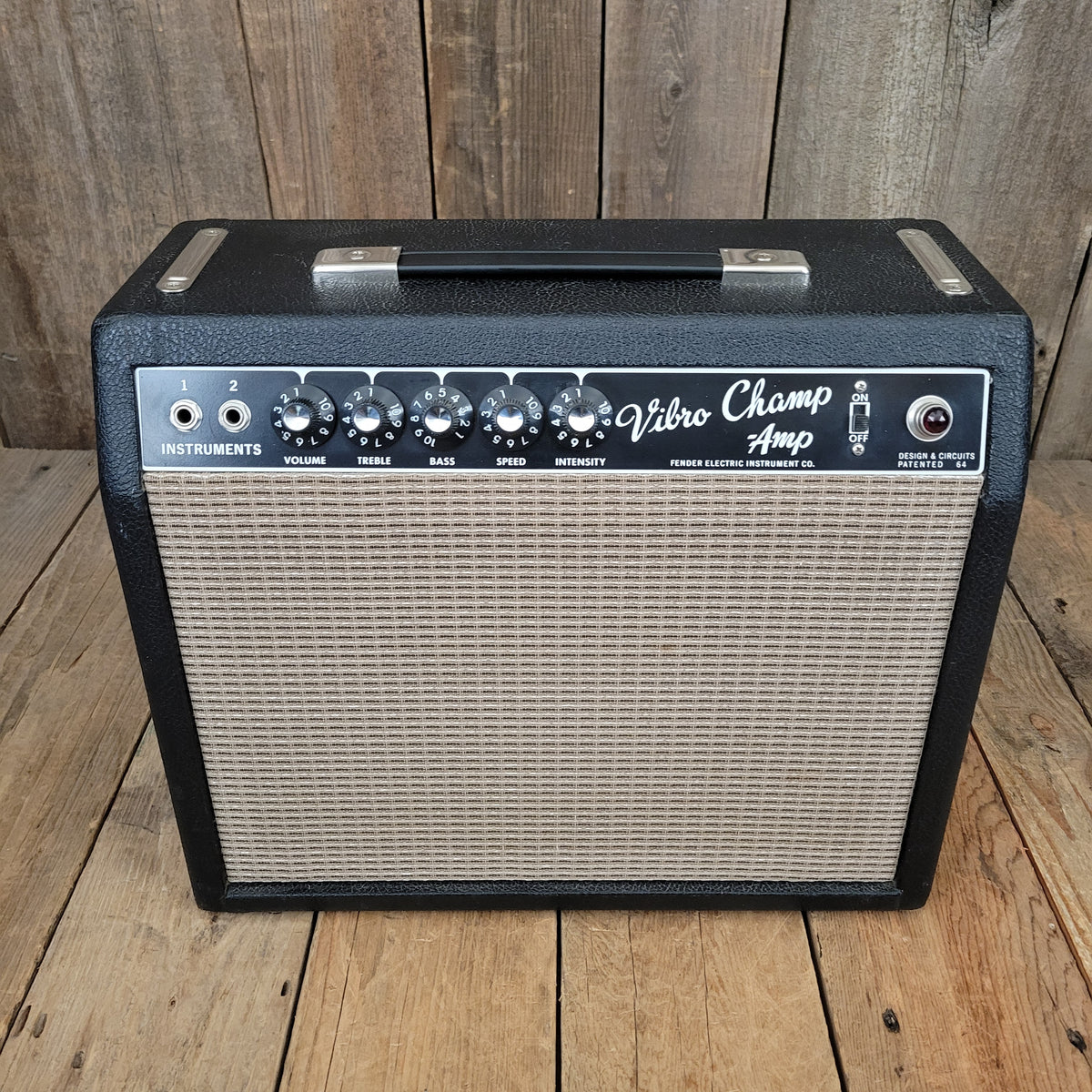SOLD - Fender Vibro Champ 1964 FEIC Pre CBS Vintage Guitar Amp