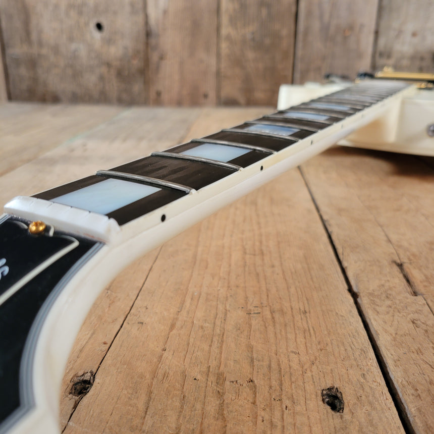 SOLD - Gibson Les Paul Custom Historic Custom Shop Alpine White 2005