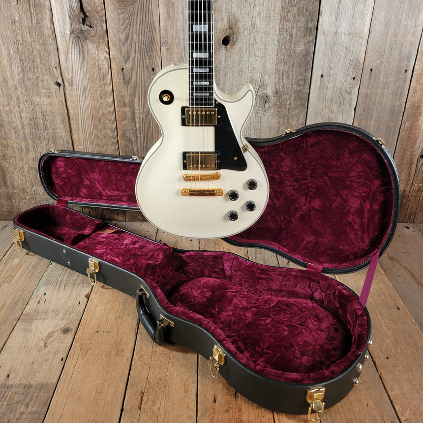 SOLD - Gibson Les Paul Custom Historic Custom Shop Alpine White 2005