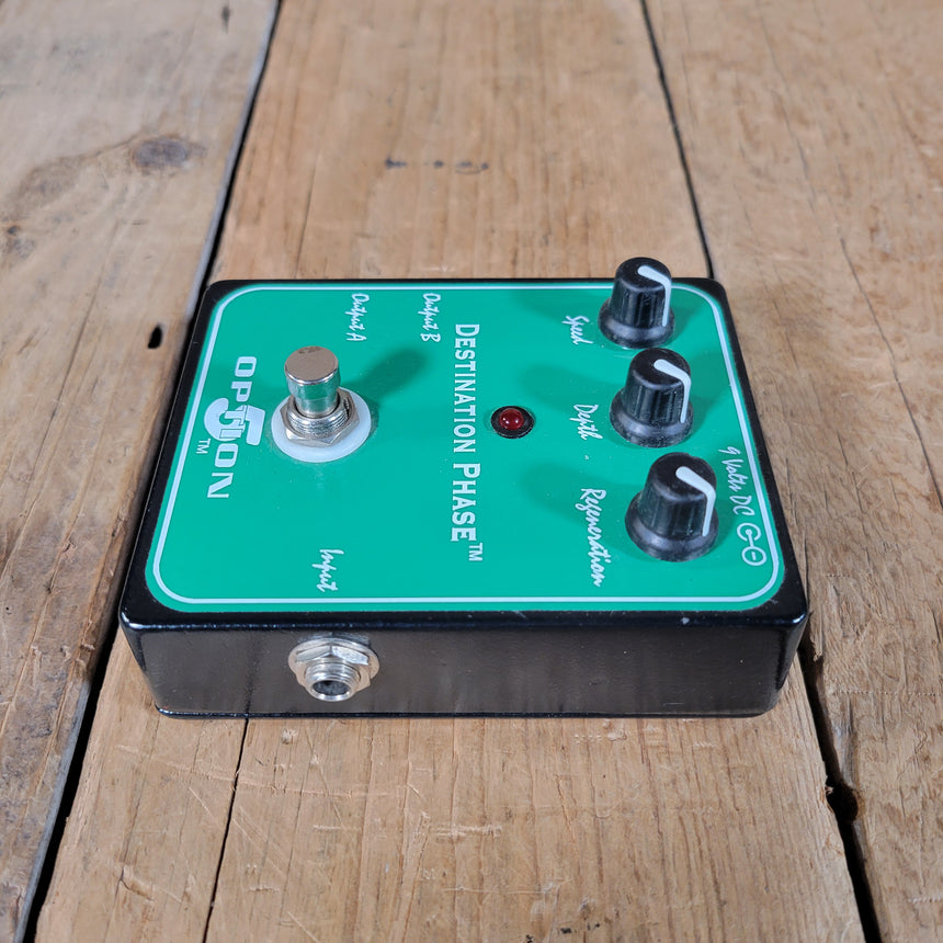 Option5 Destination Phase Pedal with Box and Manual