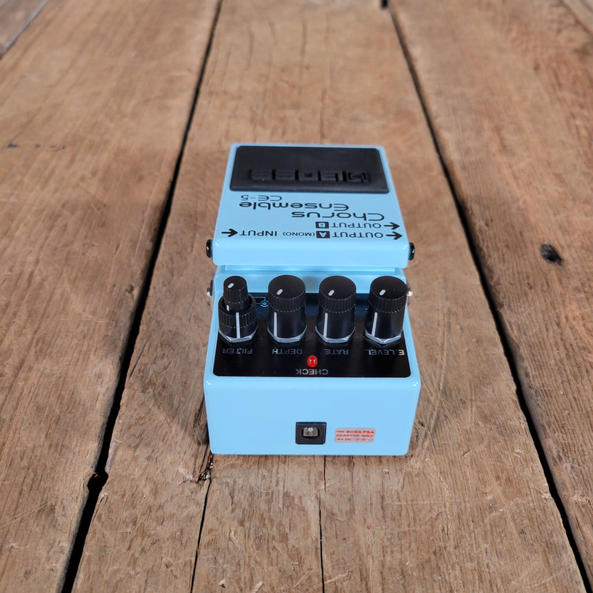 Boss CE-5 Chorus Ensemble Stereo Taiwan