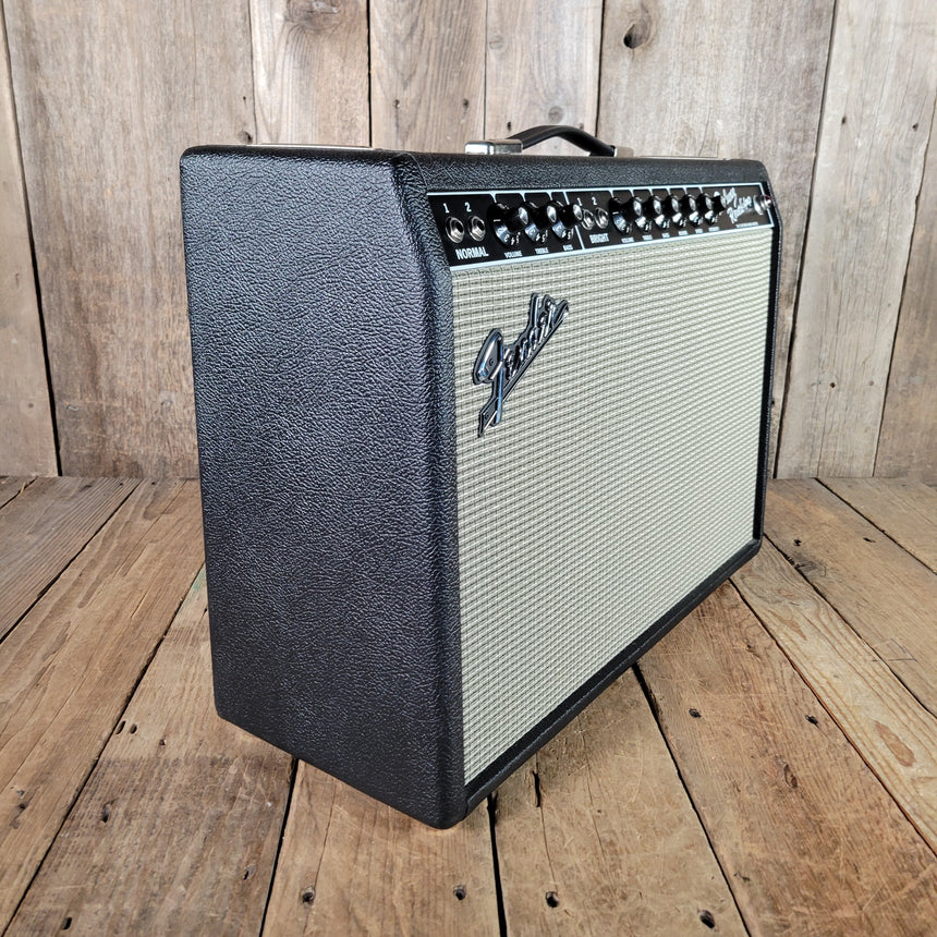 Fender Deluxe Reverb '64 Custom Hand Wired PR4826 2018