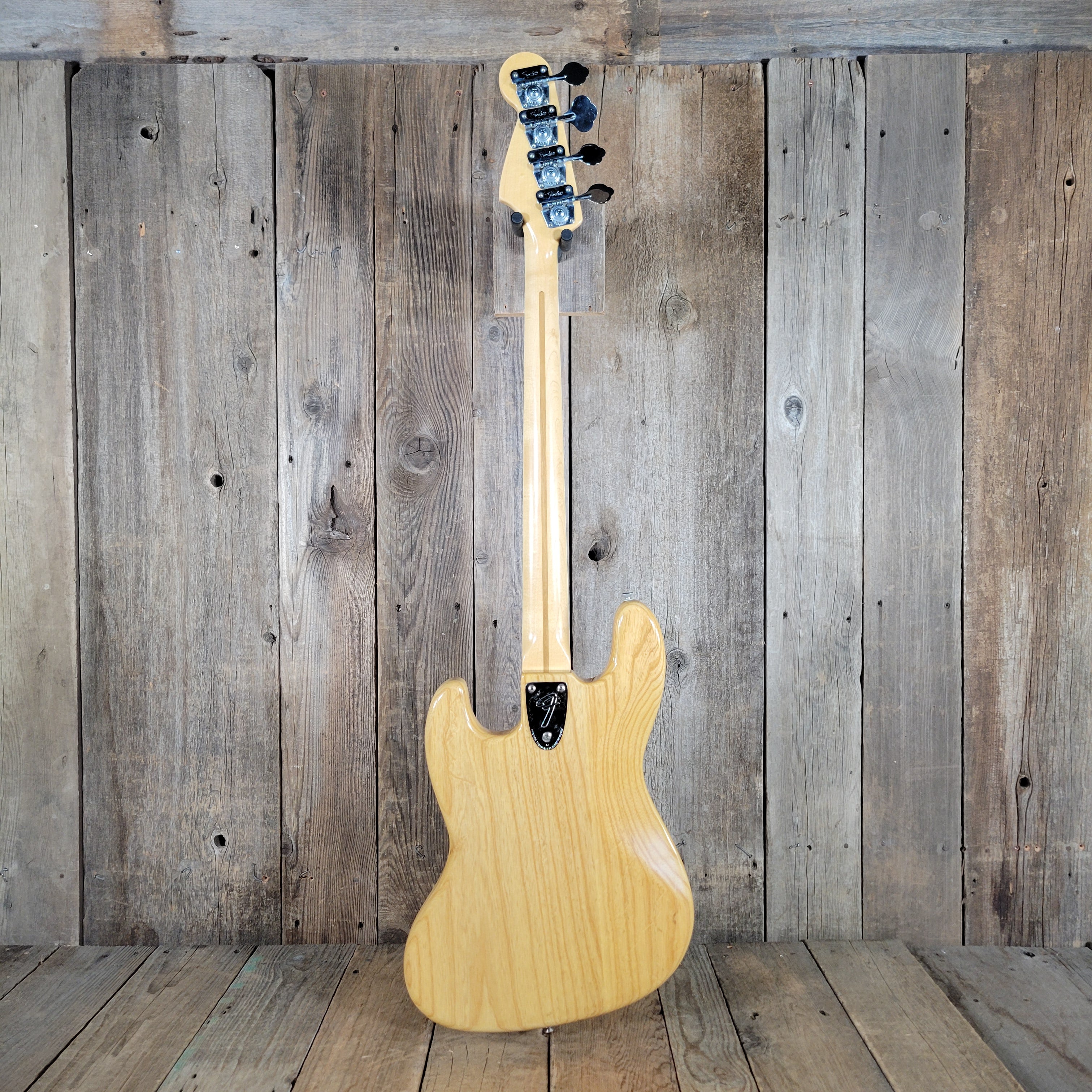 Fender Jazz Bass – Mint Condition, All Original with Tags