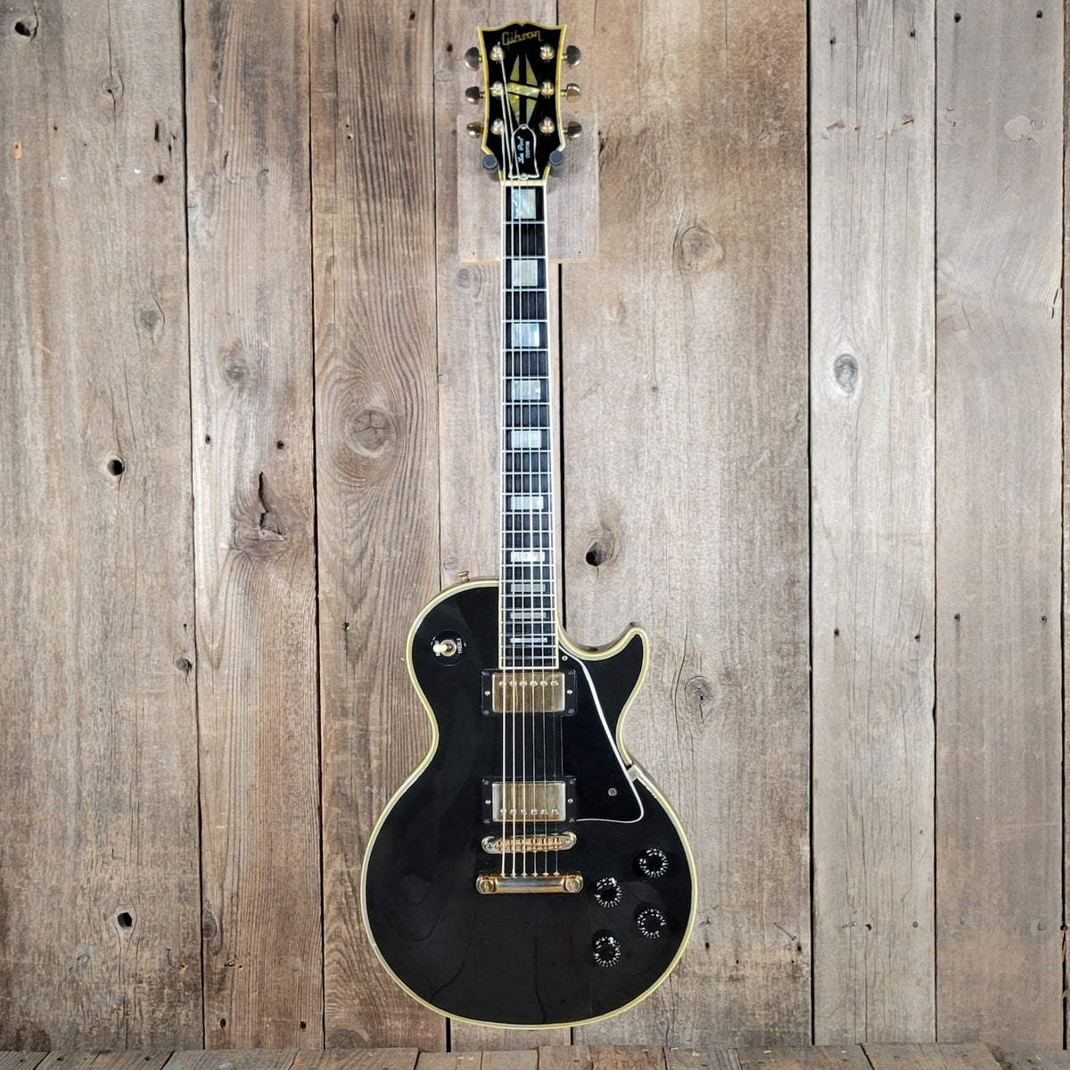 Gibson 1988 Les Paul Custom – Vintage Ebony Beauty