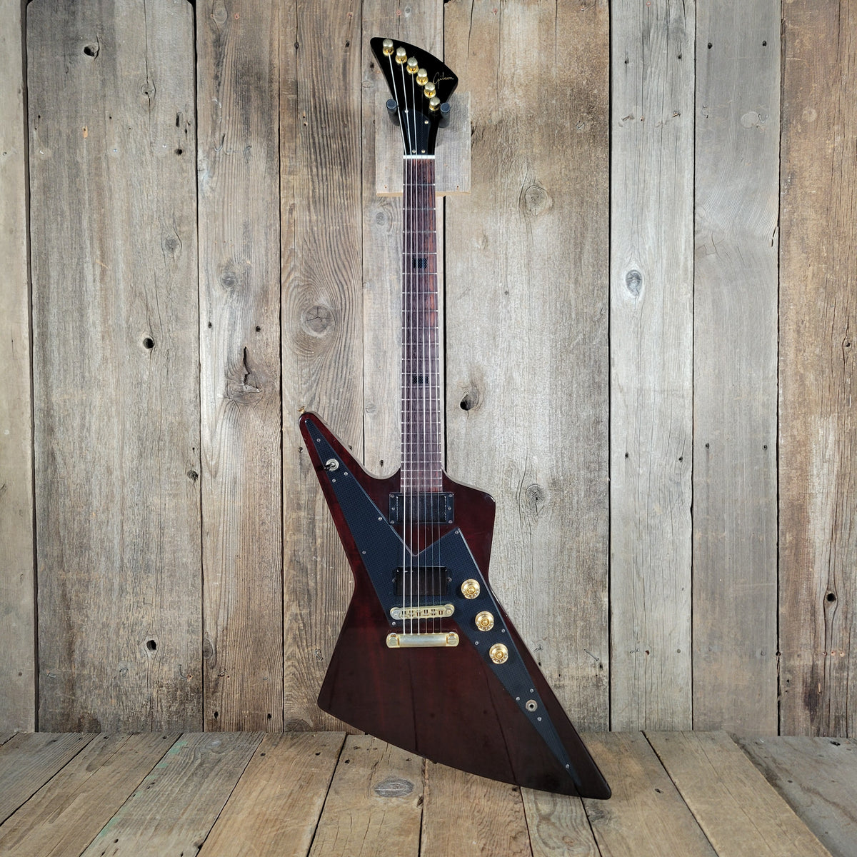 Gibson Reverse Explorer – Limited “Guitar of the Month” Edition 2008