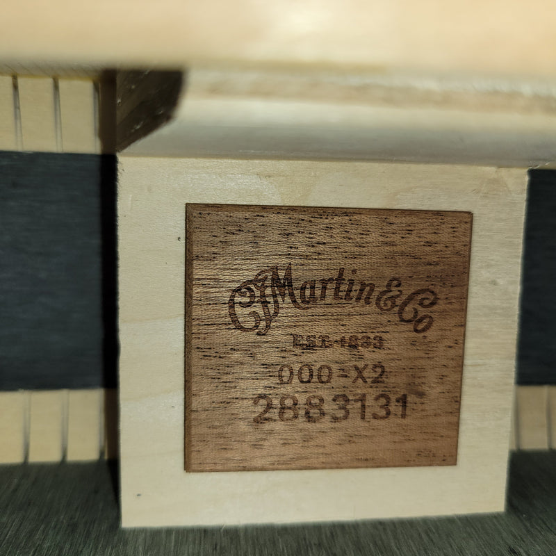 Martin 000-X2E Acoustic-Electric Guitar 2024 – Solid Sitka Spruce Top, Road Series Performance