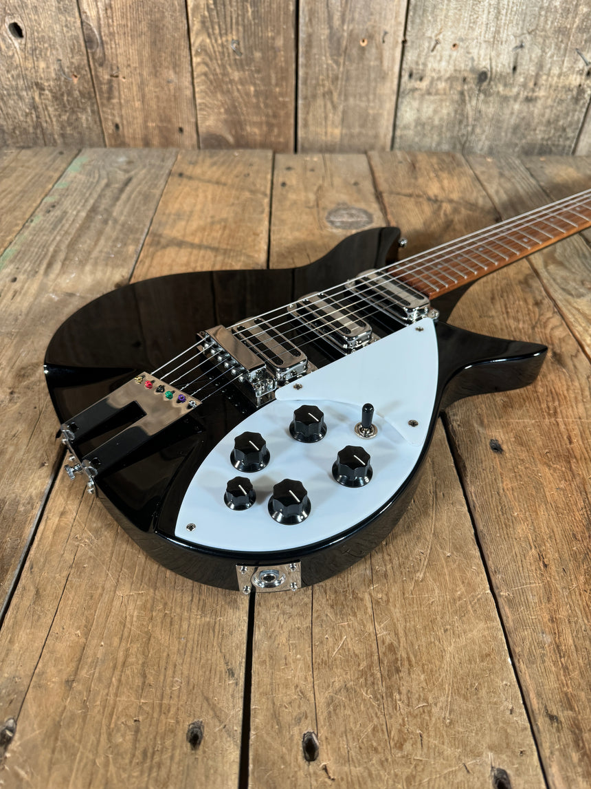 Rickenbacker 350V63 Liverpool Semi-Hollow Full Scale 2023