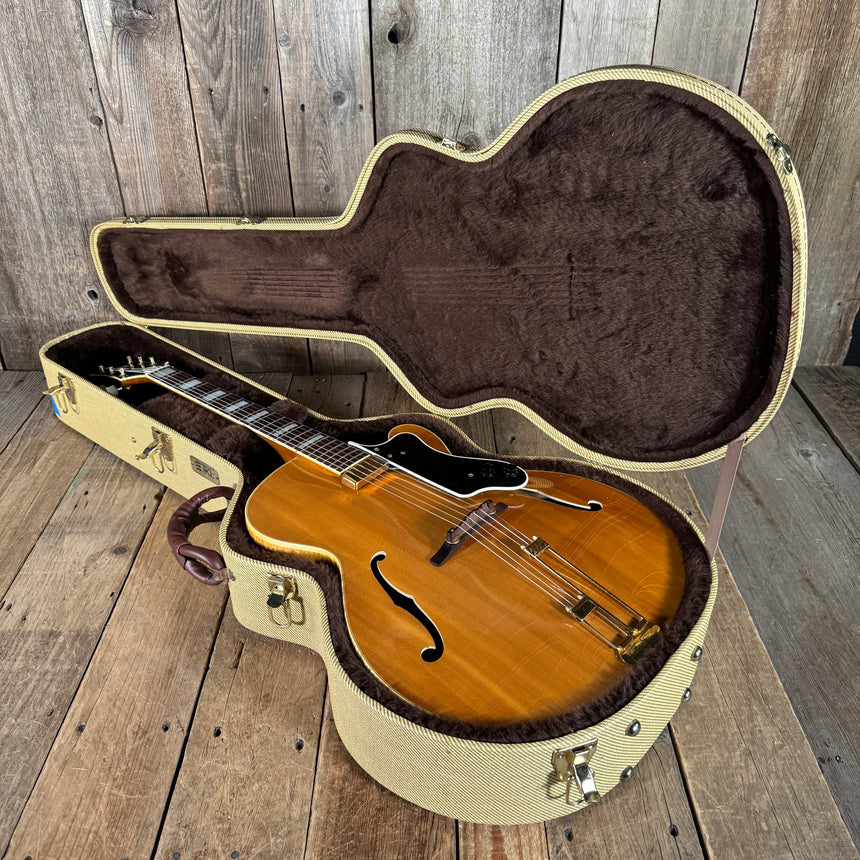 Epiphone Broadway Cutaway with added floating pickup 1955 Blonde