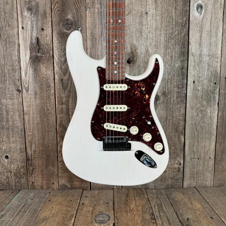 Fender Stratocaster American Deluxe Ash White Blonde 2013