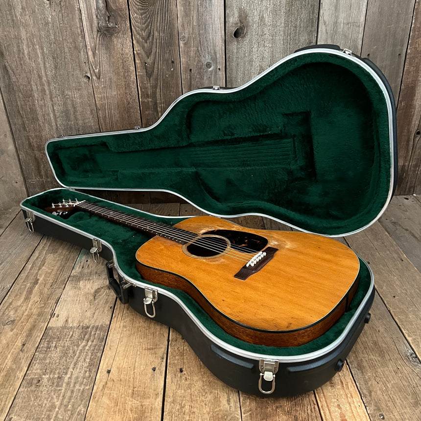 SOLD - Martin D-18 1965 Natural Vintage Acoustic Guitar