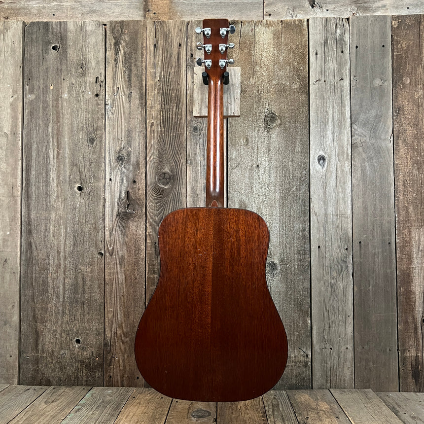 Martin D-18 1961 Natural Vintage Acoustic Guitar 4