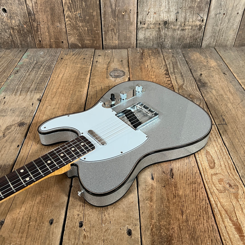 Sold - Fender Custom Telecaster 2021 Silver Sparkle *Josefina hand wounds