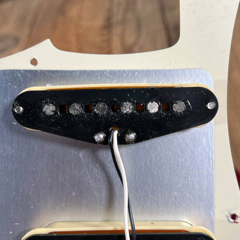 SOLD - Fender Stratocaster ST-62-55 '62 Reissue E series Made in Japan 1985 Candy Apple