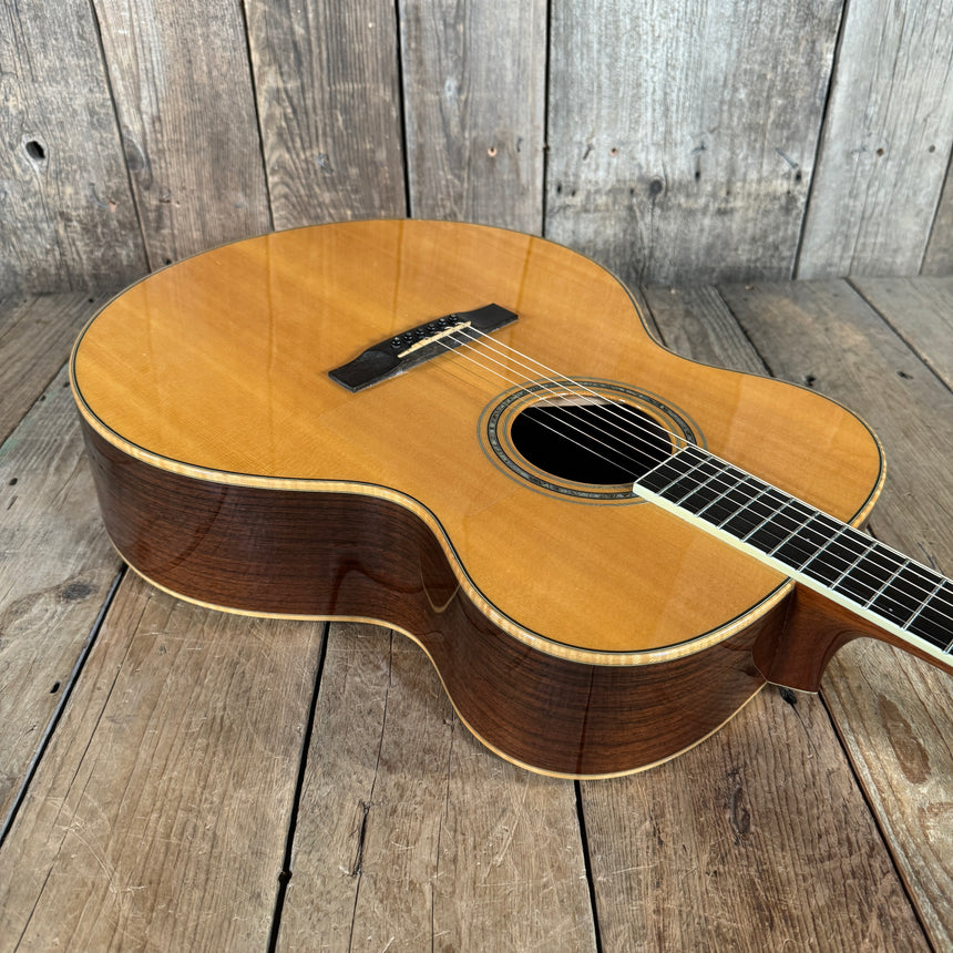 Larrivee J-09 Acoustic Guitar 1999 Natural