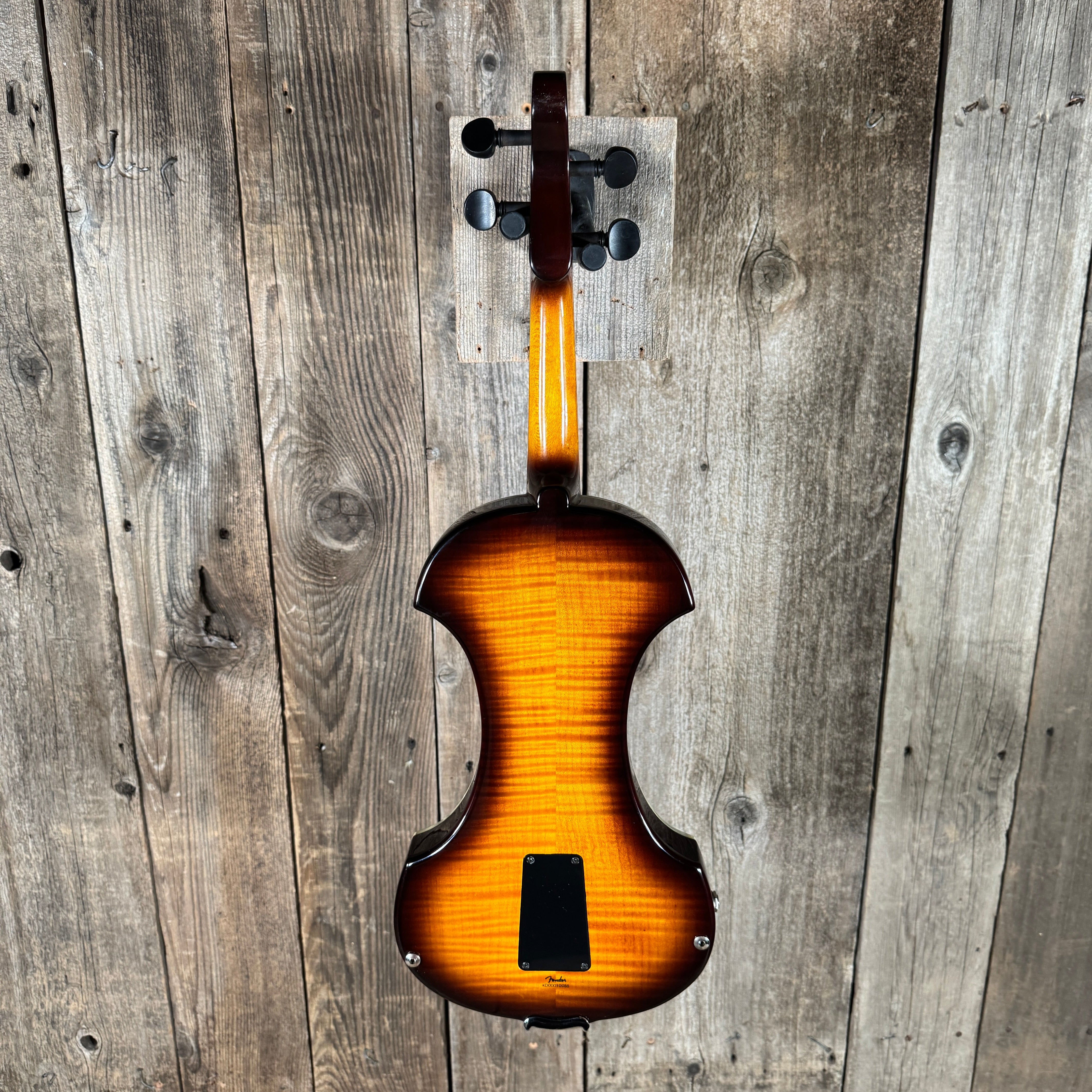 2025年新作アイテムが続々登場 Violin Electric Deluxe FV-3 Fender Sunburst Mahar's – 弦楽器
