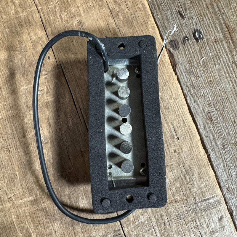 Rickenbacker Toaster Pickup middle position with screws 1990s 2000s