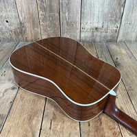 SOLD - Martin HD-28 2006 Natural