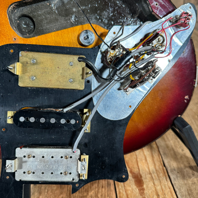 SOLD - Gibson Victory MVX 1982 Heritage Cherry Sunburst