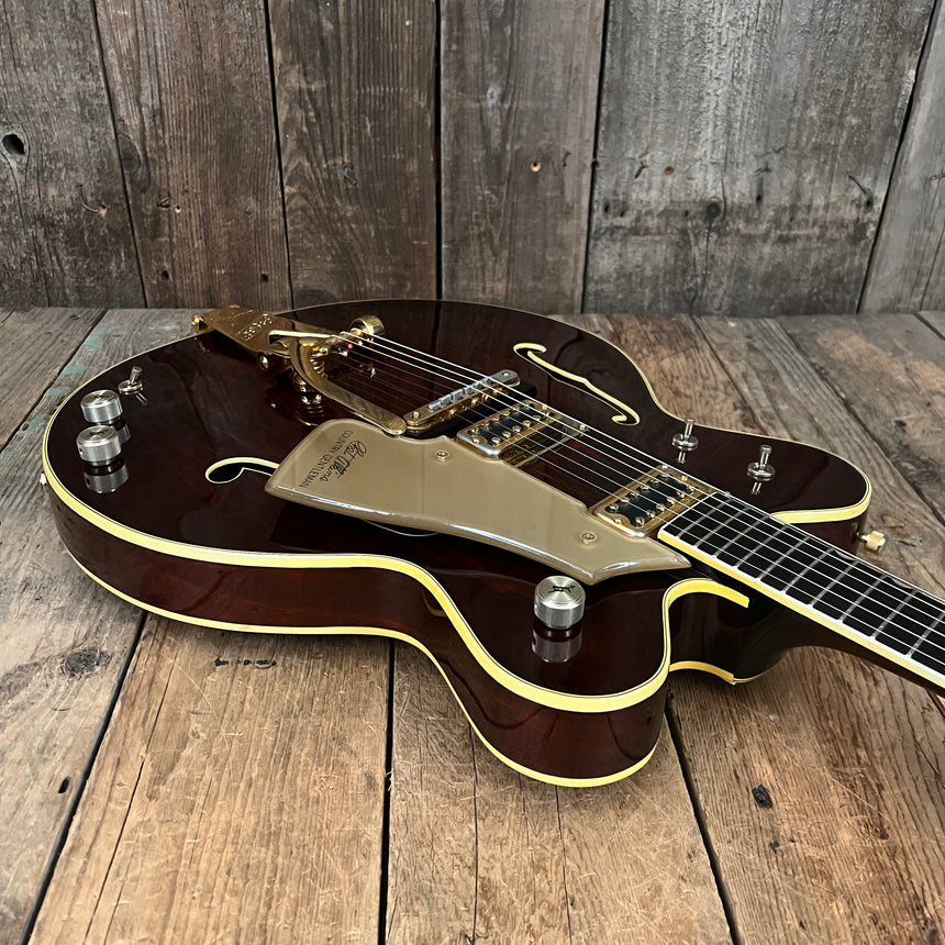 SOLD - Gretsch Chet Atkins Country Gentleman 7670 1973 Walnut