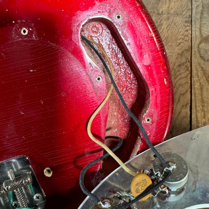 Fender Precision Bass 1966 Candy Apple Red