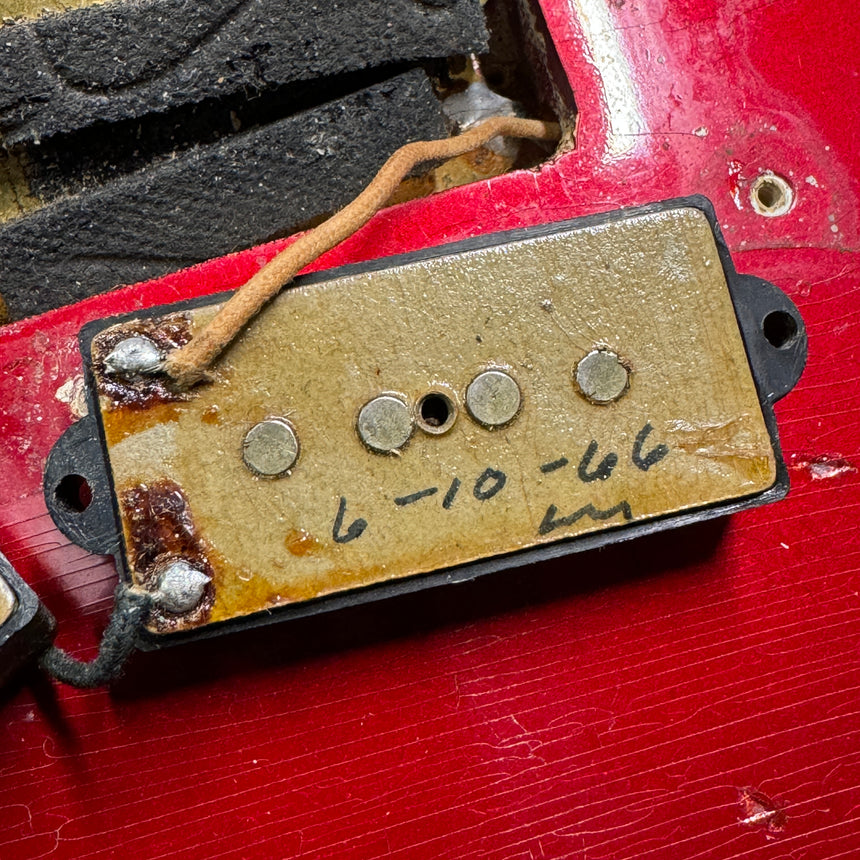 Fender Precision Bass 1966 Candy Apple Red