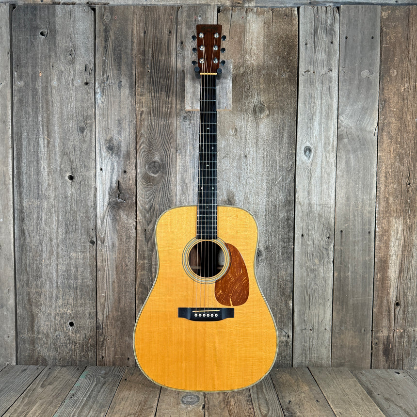 Martin D-28 Vintage Series Brazilian CEO signed Anniversary HD-28 1983 Natural