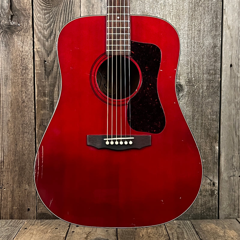 SOLD - Guild D25CH with added pickup system 1980 Cherry Red