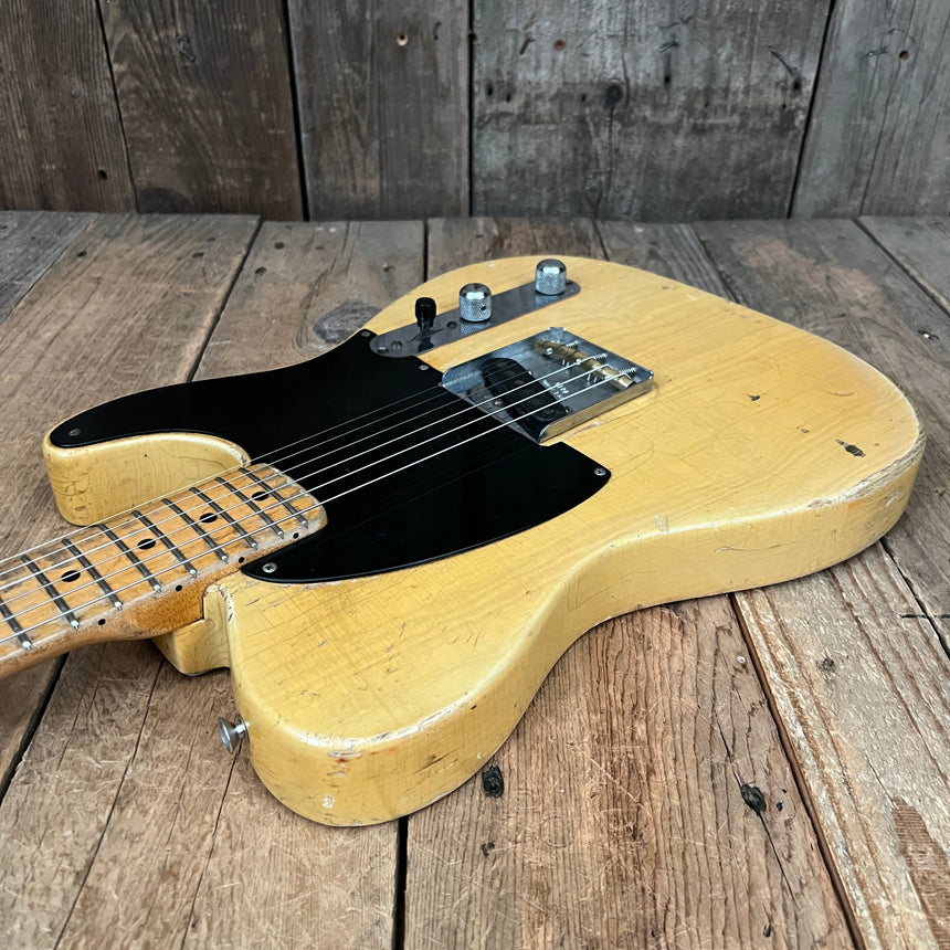 SOLD - Fender Esquire Blackguard 1952 Blonde