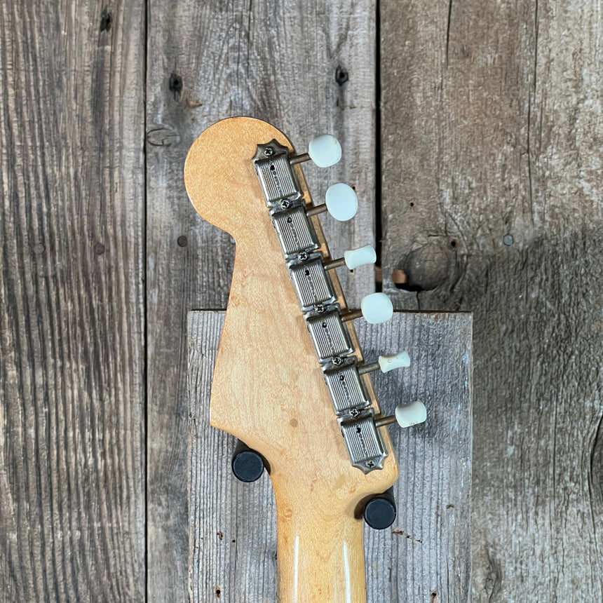 SOLD - Fender Duo-Sonic 1959 Desert Sand