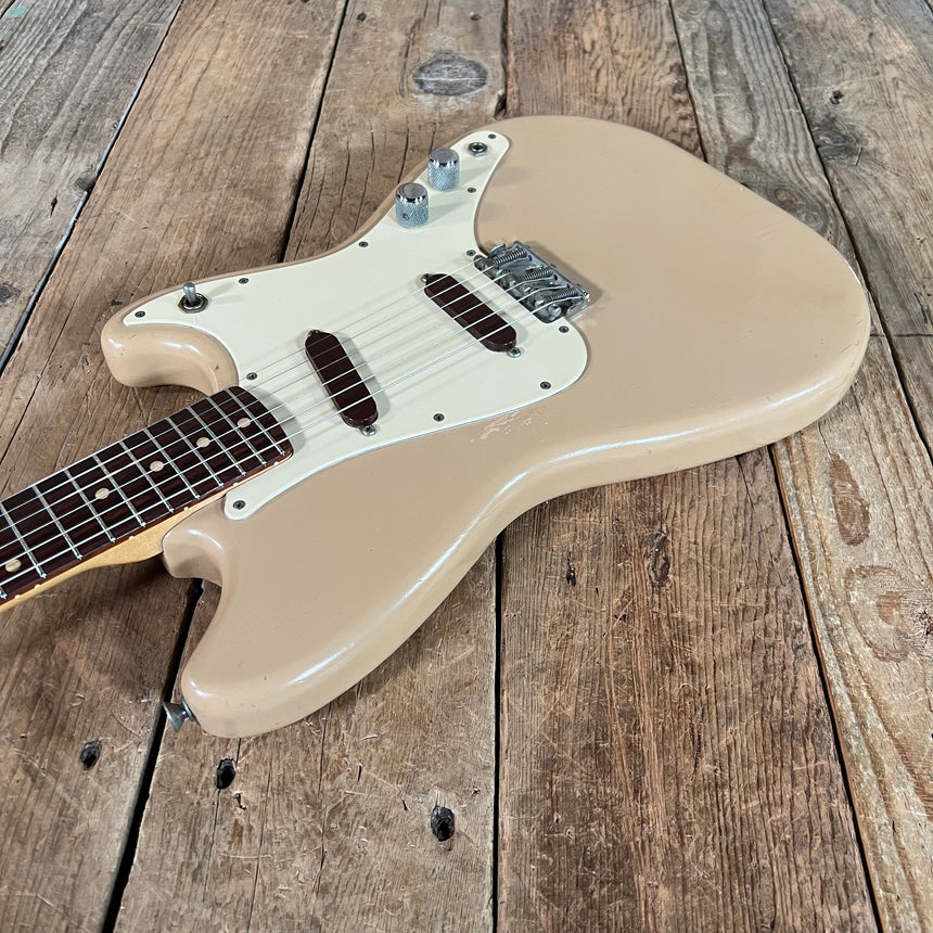 SOLD - Fender Duo-Sonic 1959 Desert Sand