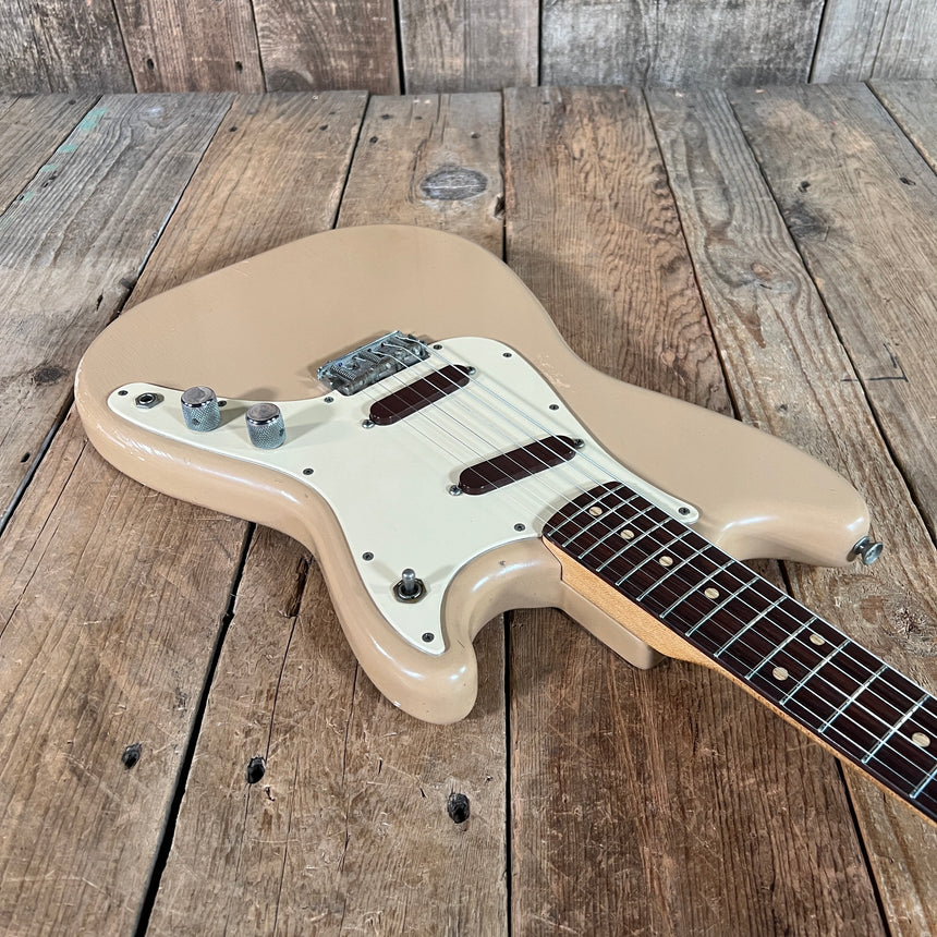 SOLD - Fender Duo-Sonic 1959 Desert Sand