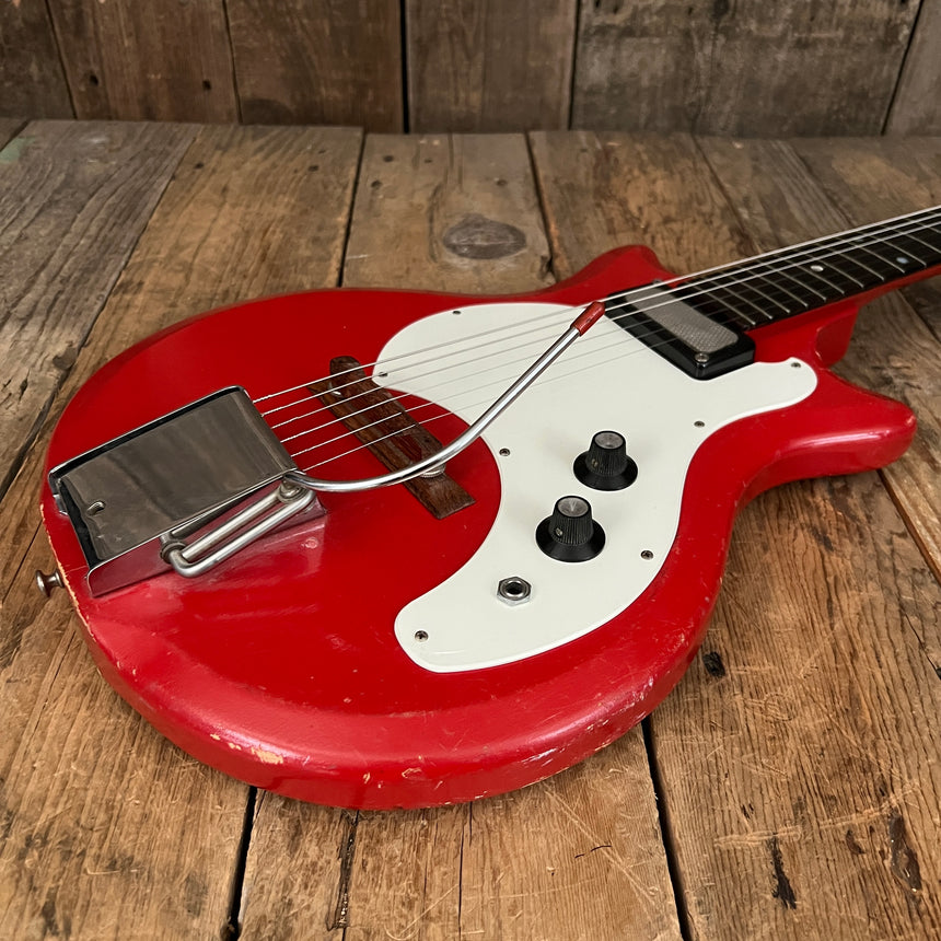 SOLD - Supro Suprosonic 30 1964 Red