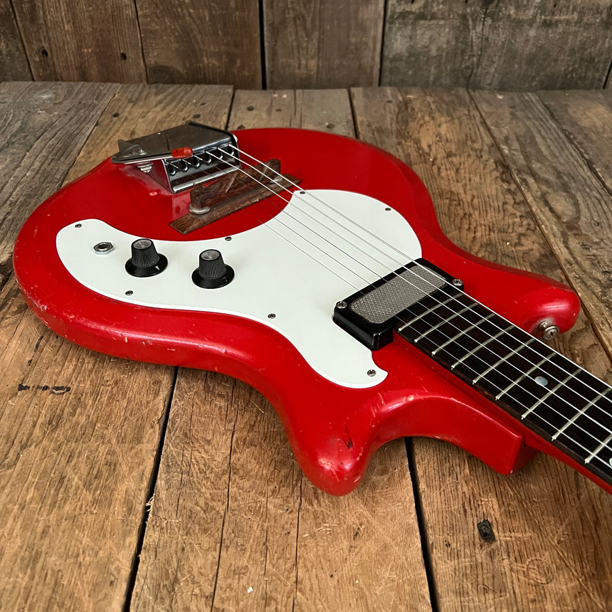 SOLD - Supro Suprosonic 30 1964 Red