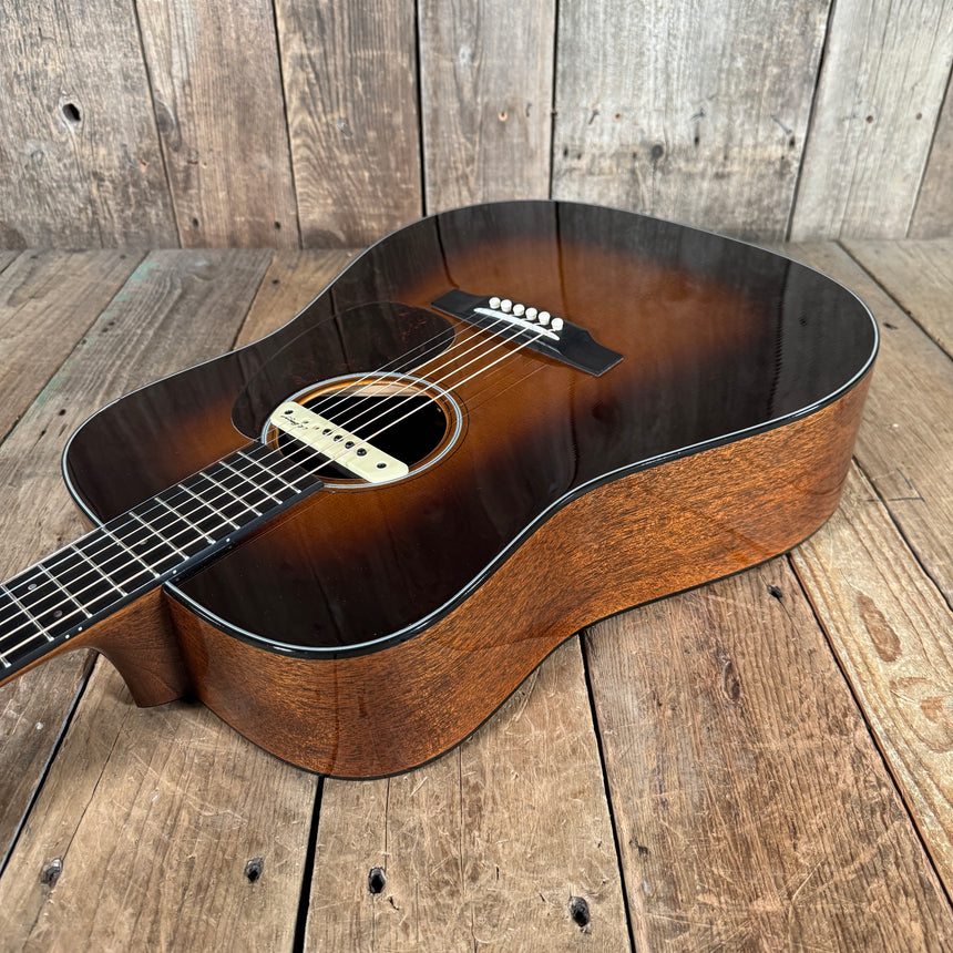 Martin D-18 Shade Top with LR Baggs sound hole pickup 2018