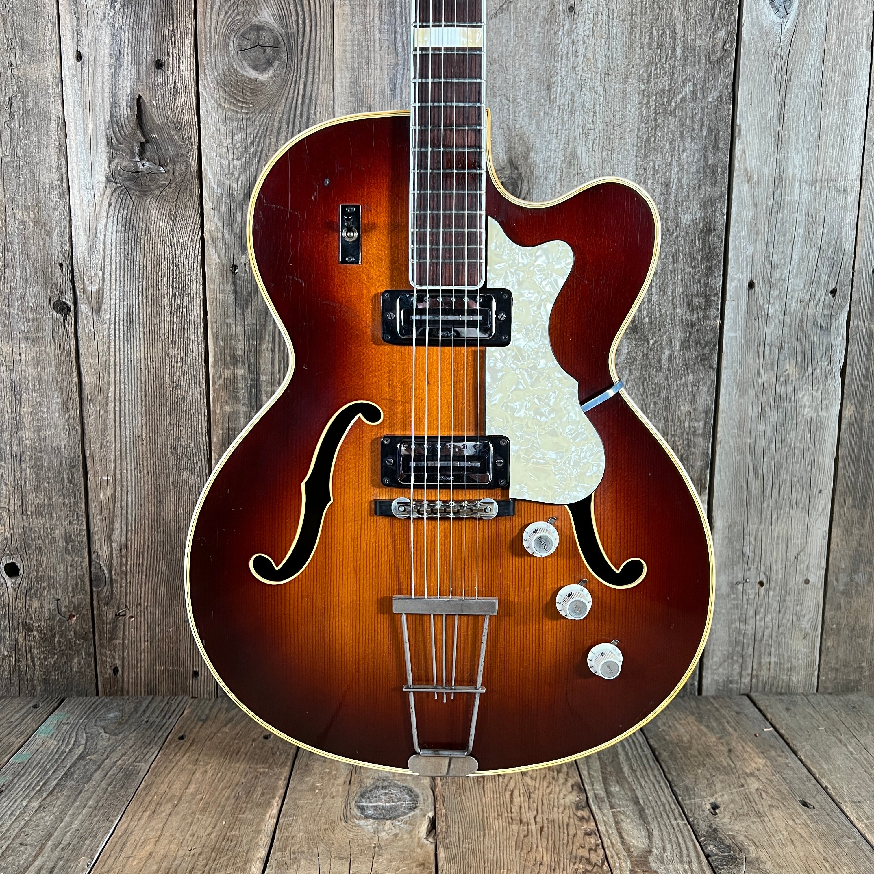 Hofner 457 S E2 1960's Sunburst – Mahar's Vintage Guitars