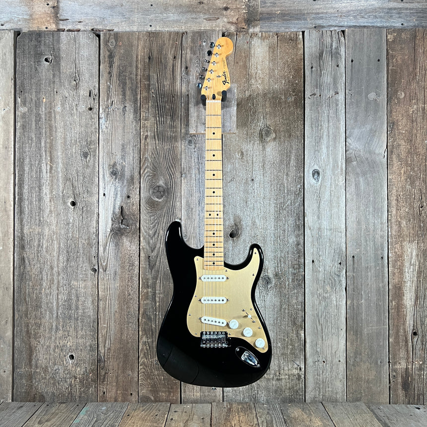 Fender Stratocaster MIM Black with Anodized Gold Pickguard 1996