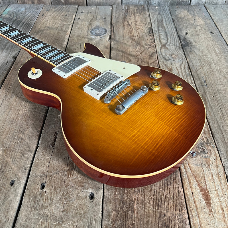 SOLD - Gibson 2018 Historic Les Paul Standard R9 Royal Ice Tea