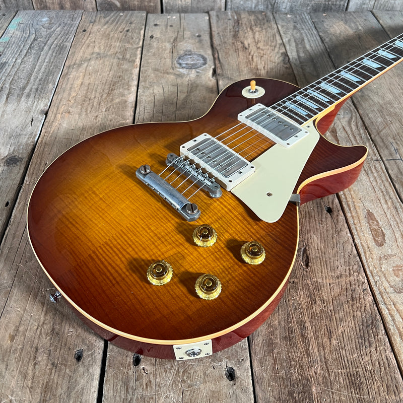 SOLD - Gibson 2018 Historic Les Paul Standard R9 Royal Ice Tea
