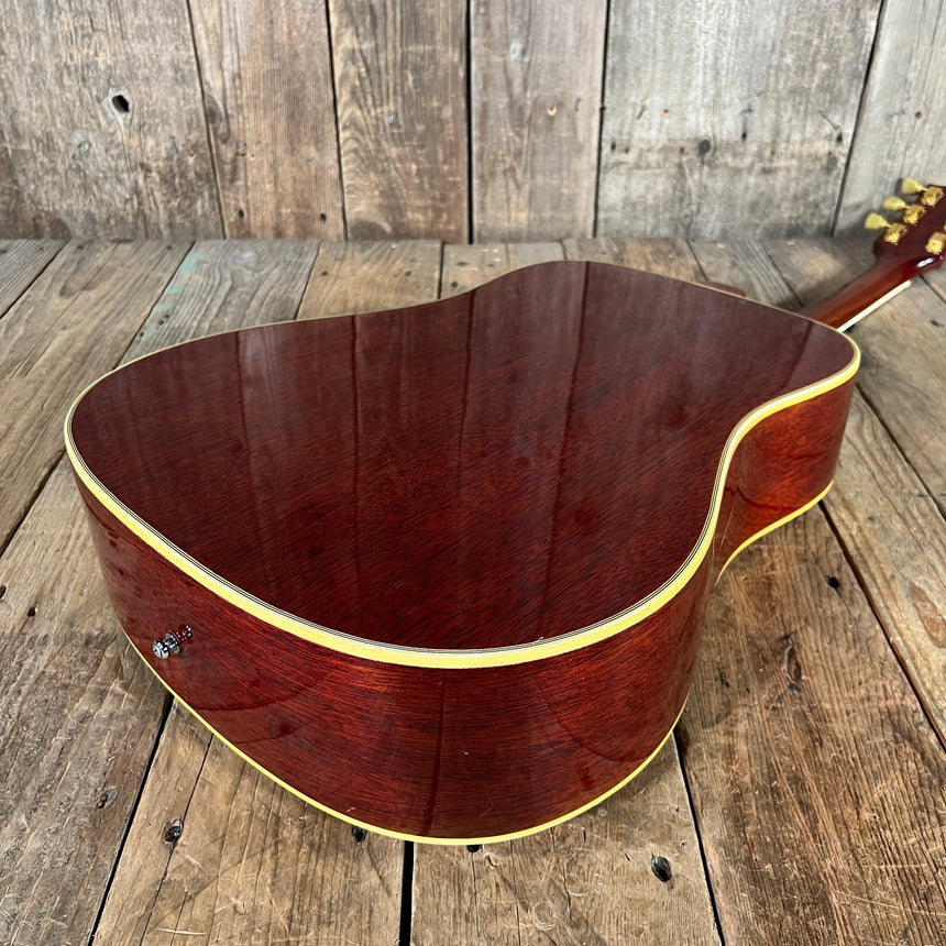 SOLD - Gibson Hummingbird 1964 Cherry Sunburst