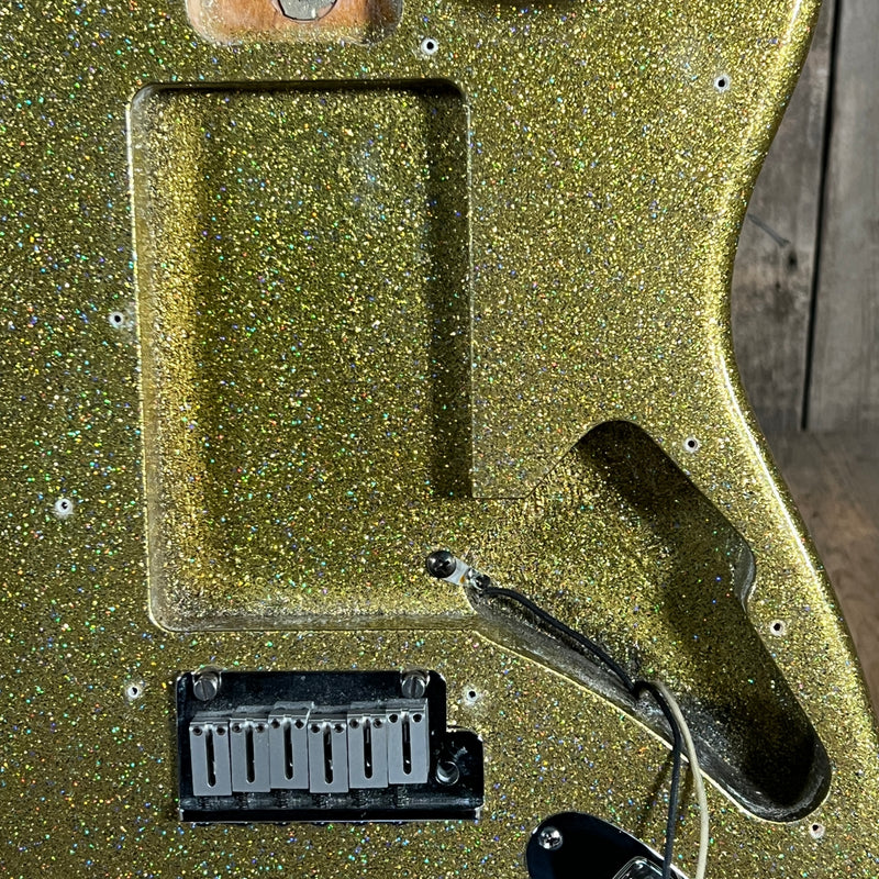 SOLD - Fender #24 of 29 Stratocaster Gold Sparkle 1993 Holoflake Guitar Center 29th Anniversary