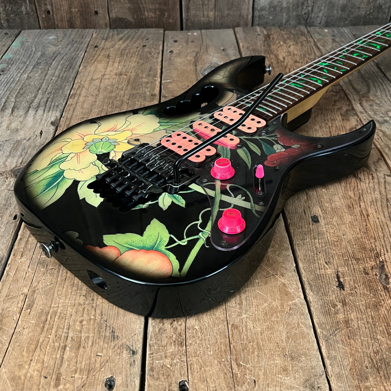 SOLD - Ibanez JEM 77 FP Steve Vai Signature 1988 Floral Pattern