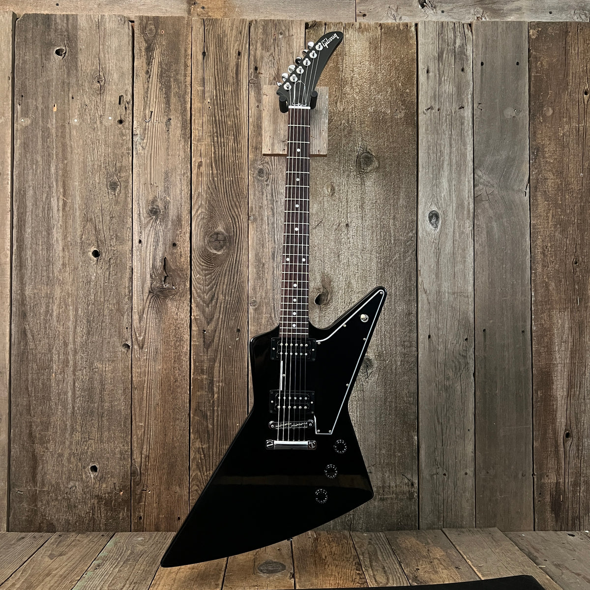 SOLD - Gibson Explorer 2009 Black