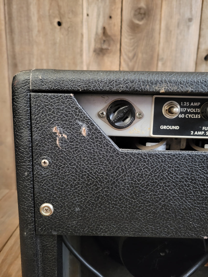 SOLD - Fender Vibrolux Reverb 1970 Vintage Tuber Guitar Amp