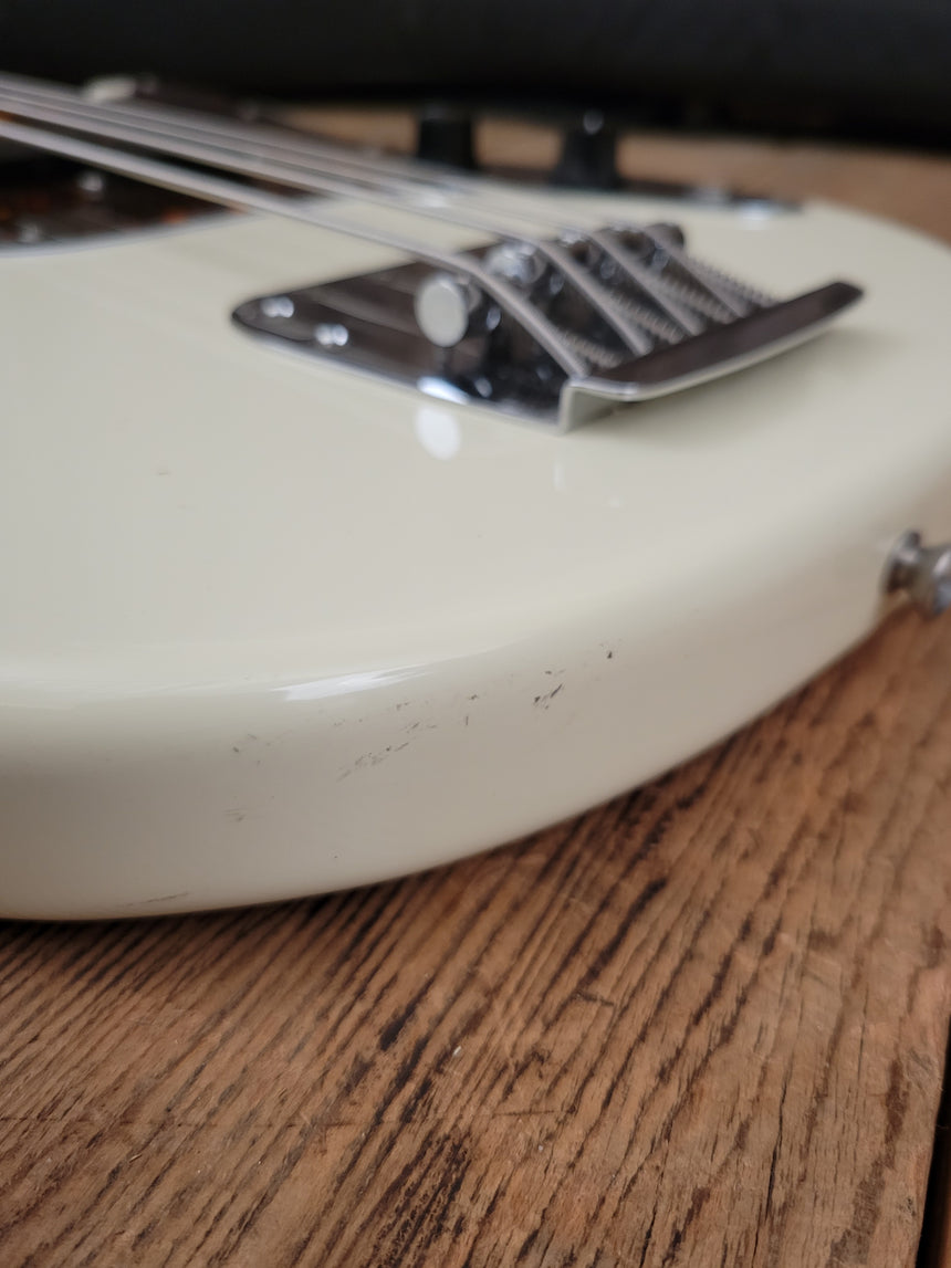 SOLD - Fender Mustang Bass MIJ 2005 Olympic White