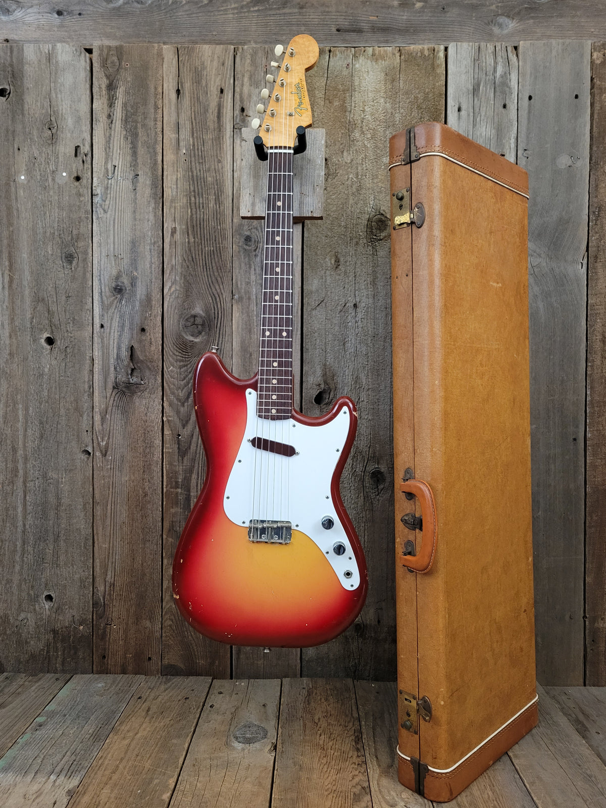 SOLD - Fender Musicmaster 1962 Maroon Burst Slab Board Pre CBS